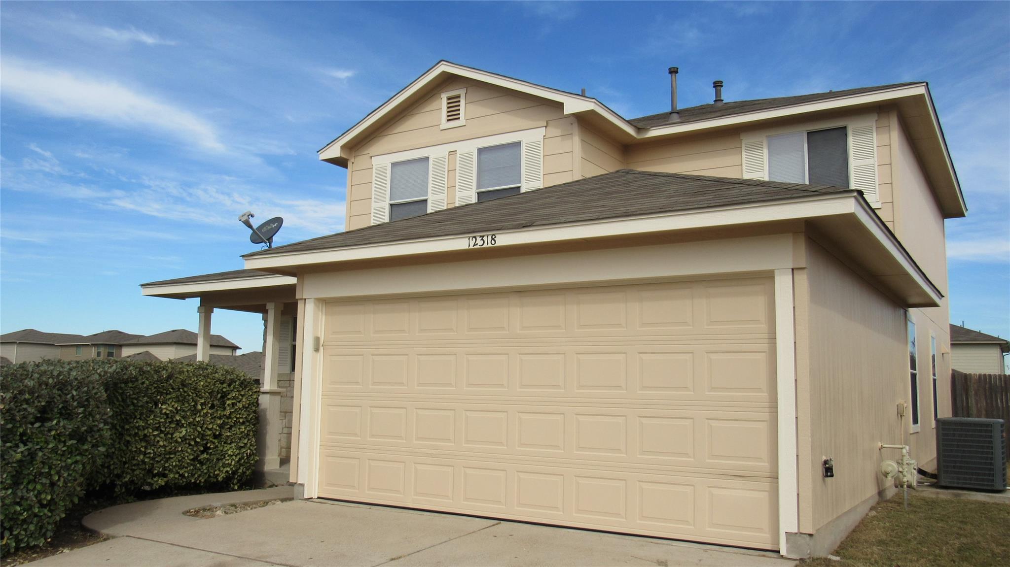 12318 Jamie Dr Property Photo 2
