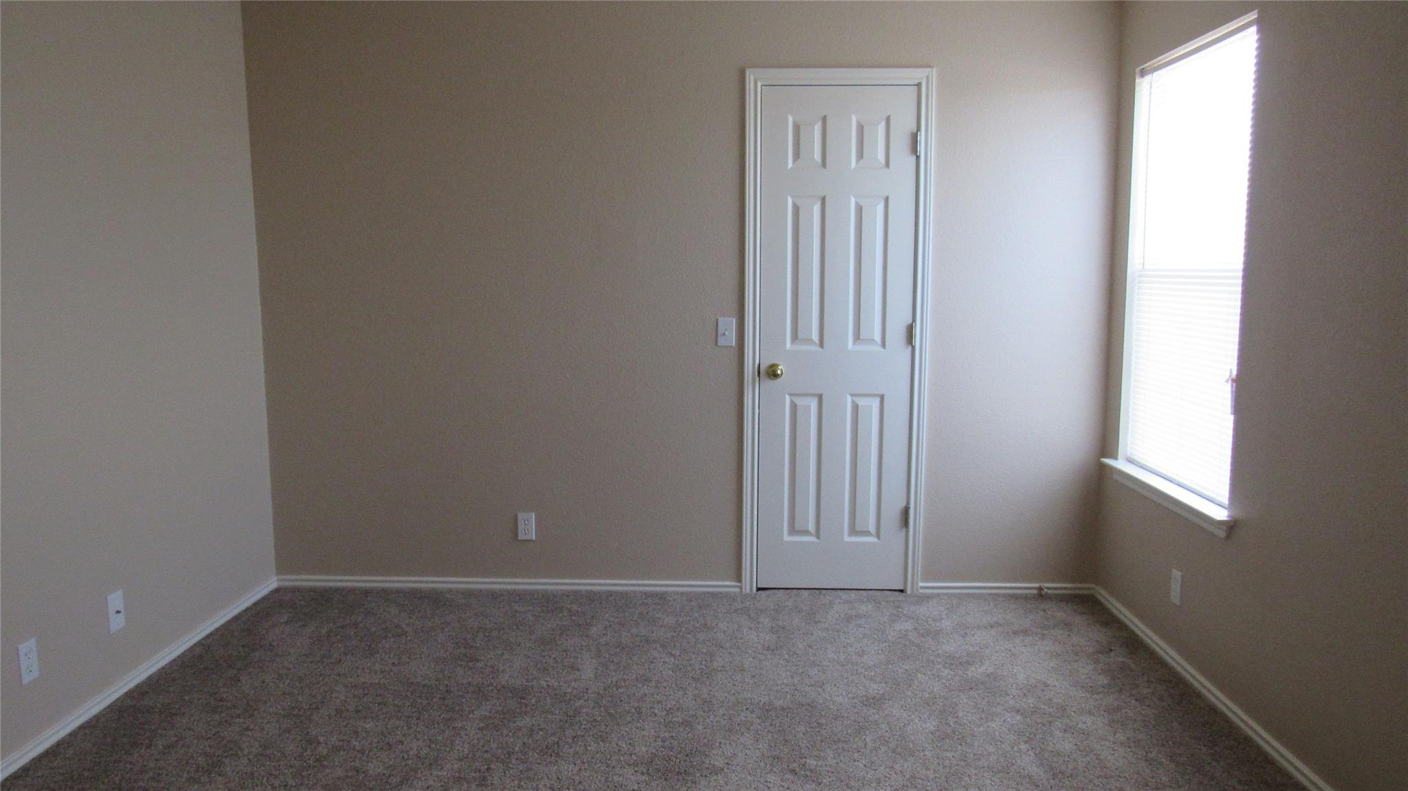 12318 Jamie Dr Property Photo 6