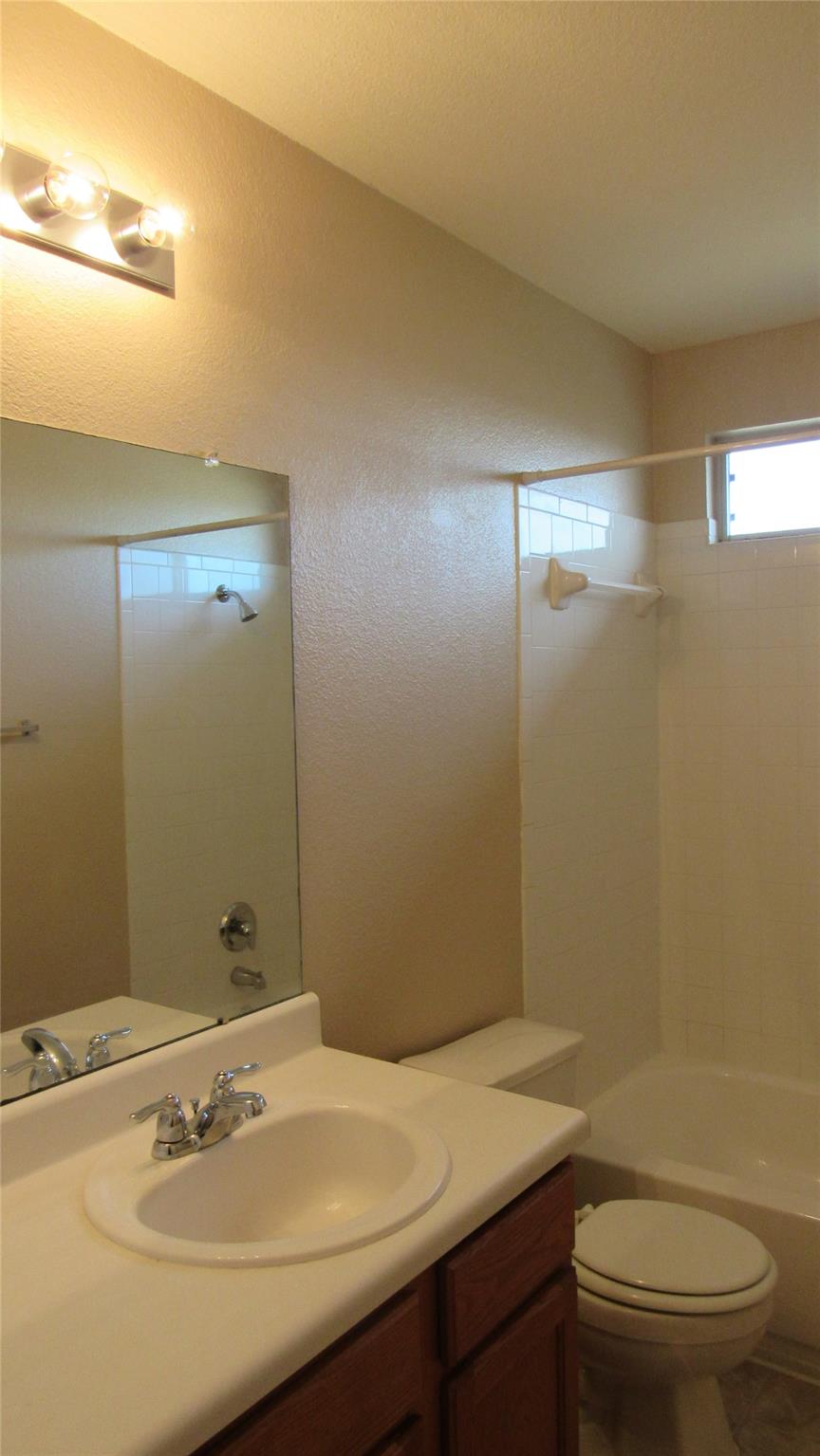 12318 Jamie Dr Property Photo 12