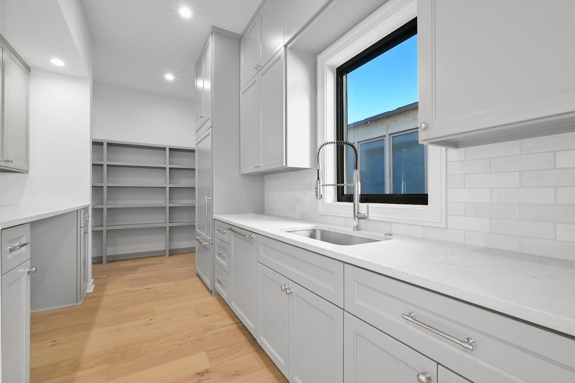 5512 Shoalwood Ave Property Photo 14