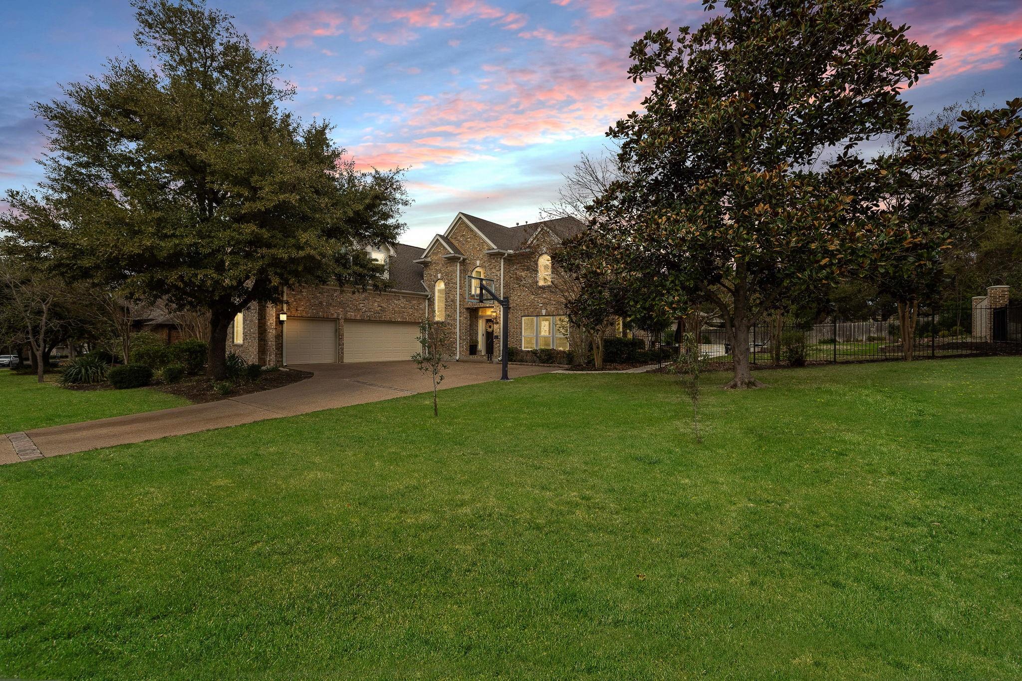 2001 Long Cv Property Photo 2