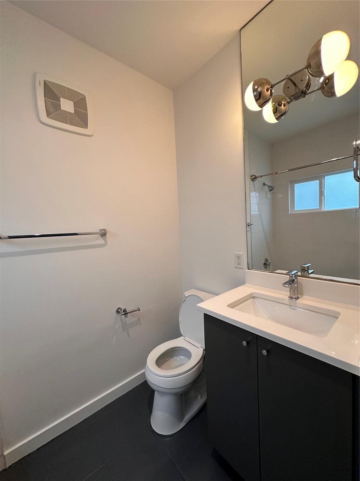 1200 Enfield Rd 105 Property Photo 10