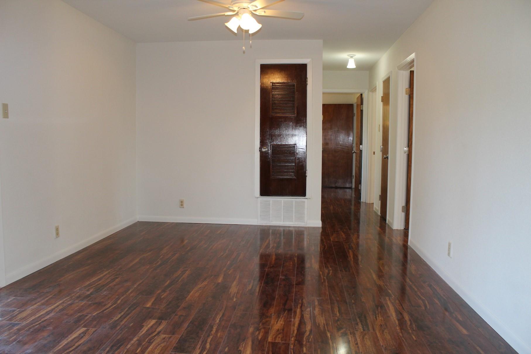 4708 York Hill Dr Property Photo 4