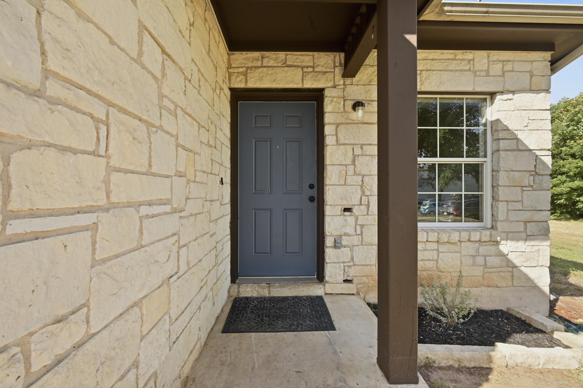 3008 Aftonshire Way Property Photo 1