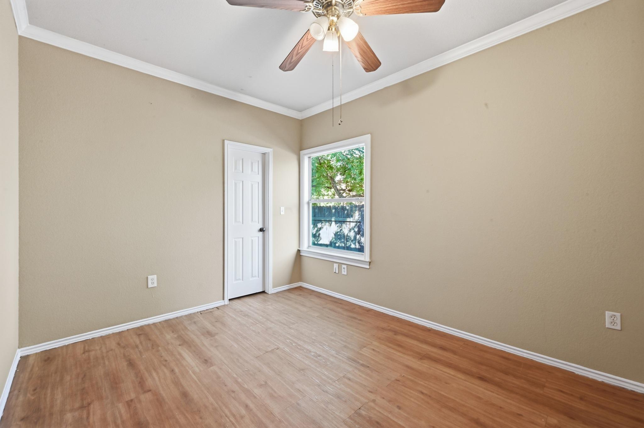 3008 Aftonshire Way Property Photo 16