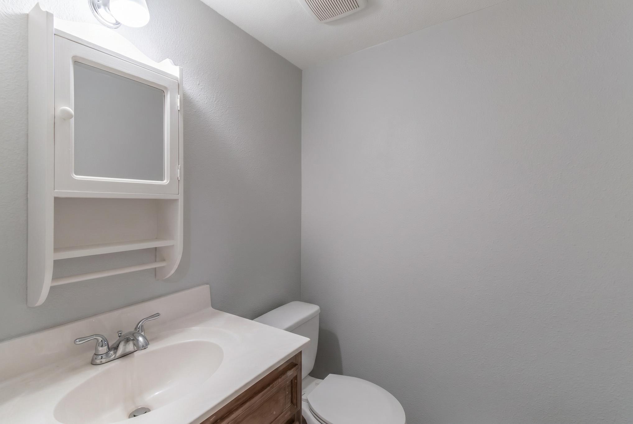 8517 Fathom Cir #b Property Photo 7