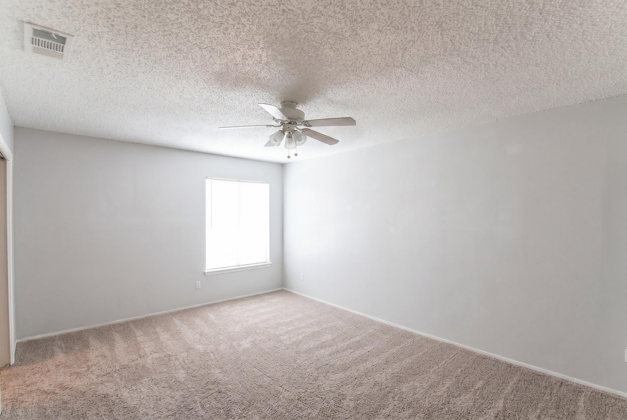 8517 Fathom Cir #b Property Photo 14