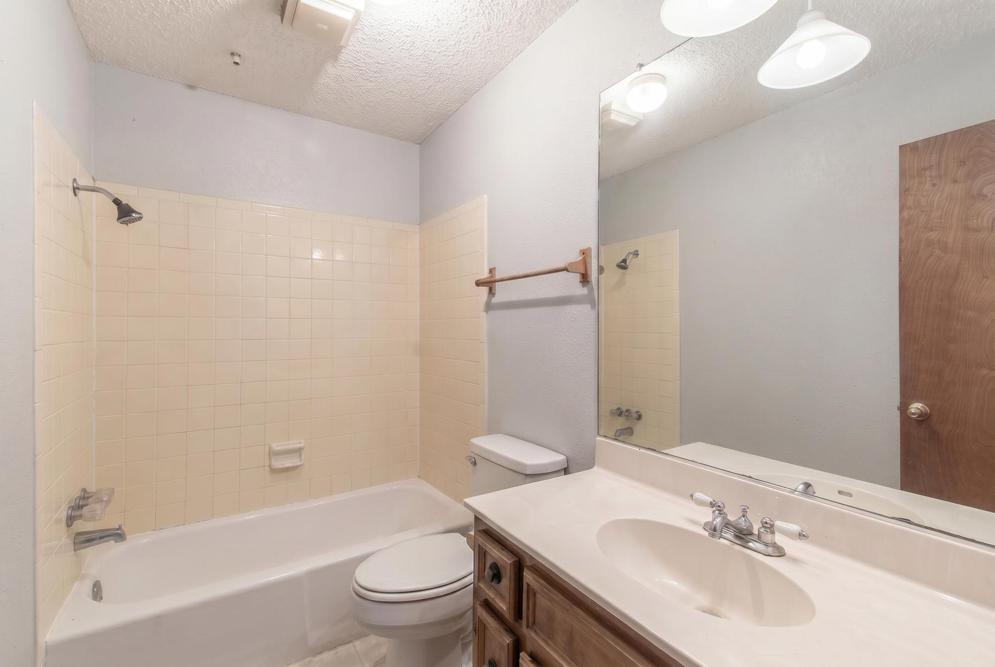 8517 Fathom Cir #b Property Photo 15