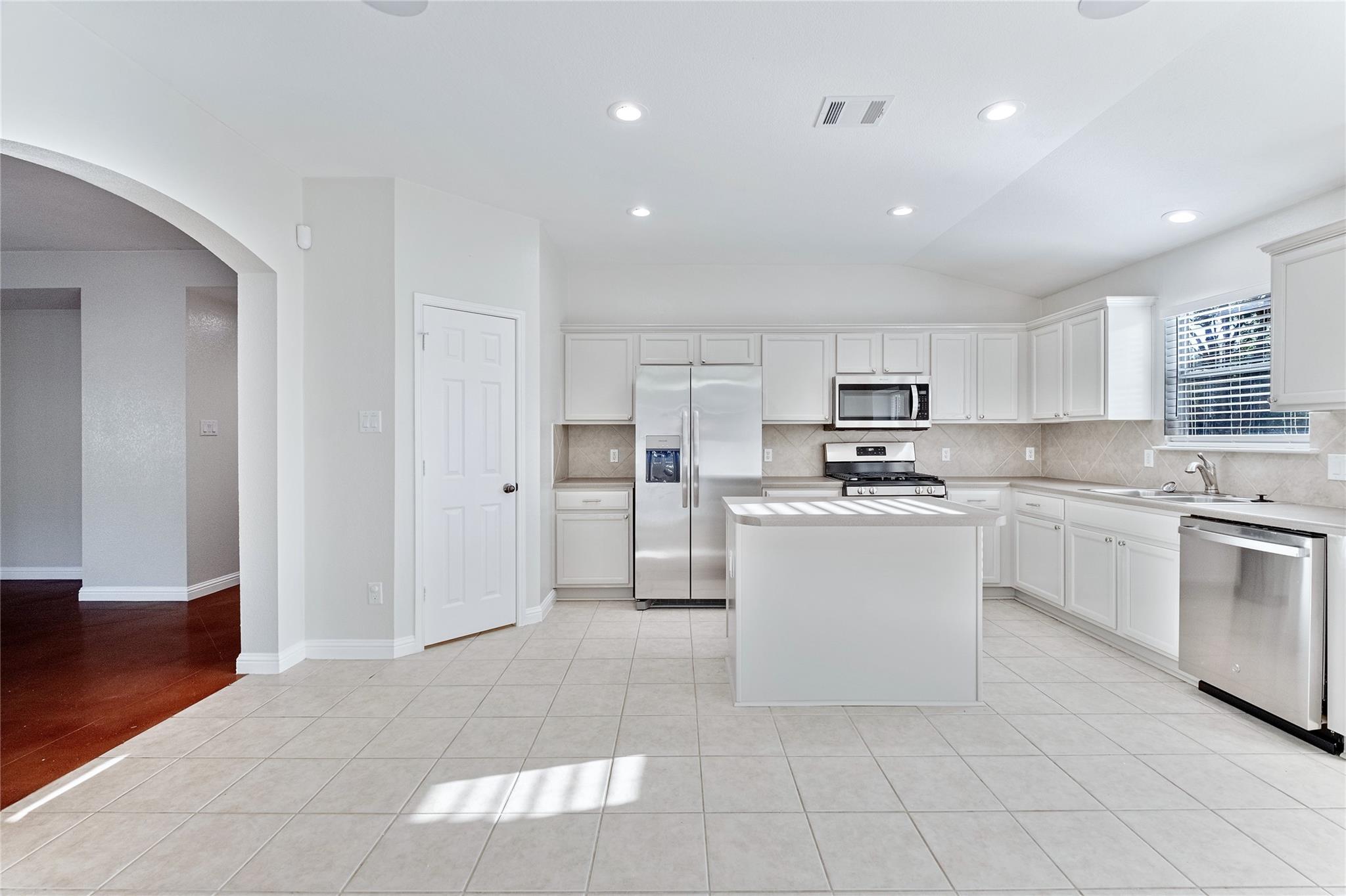 2328 Pearson Way Property Photo 38