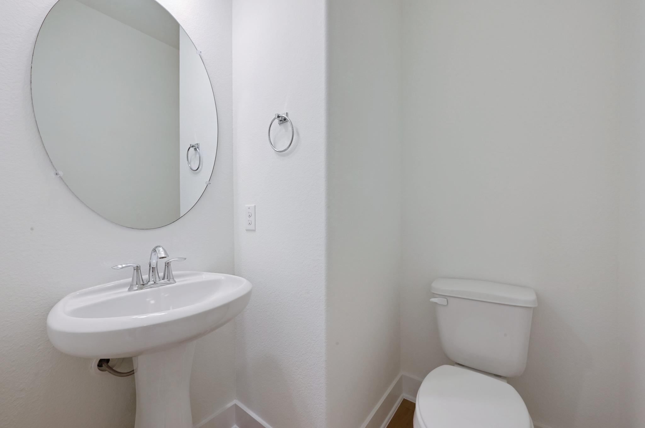 2204 Theseus Pass Property Photo 20
