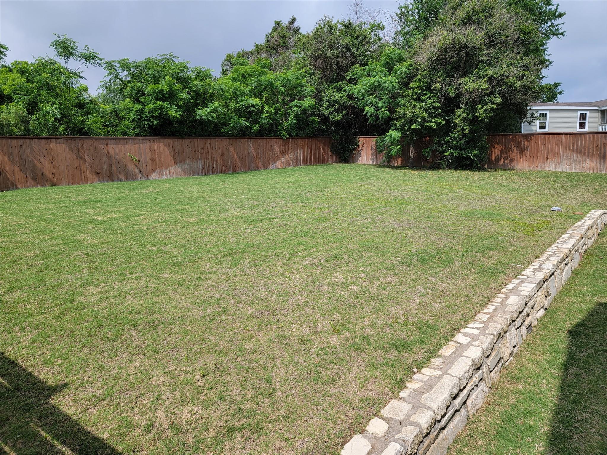 2204 Theseus Pass Property Photo 30