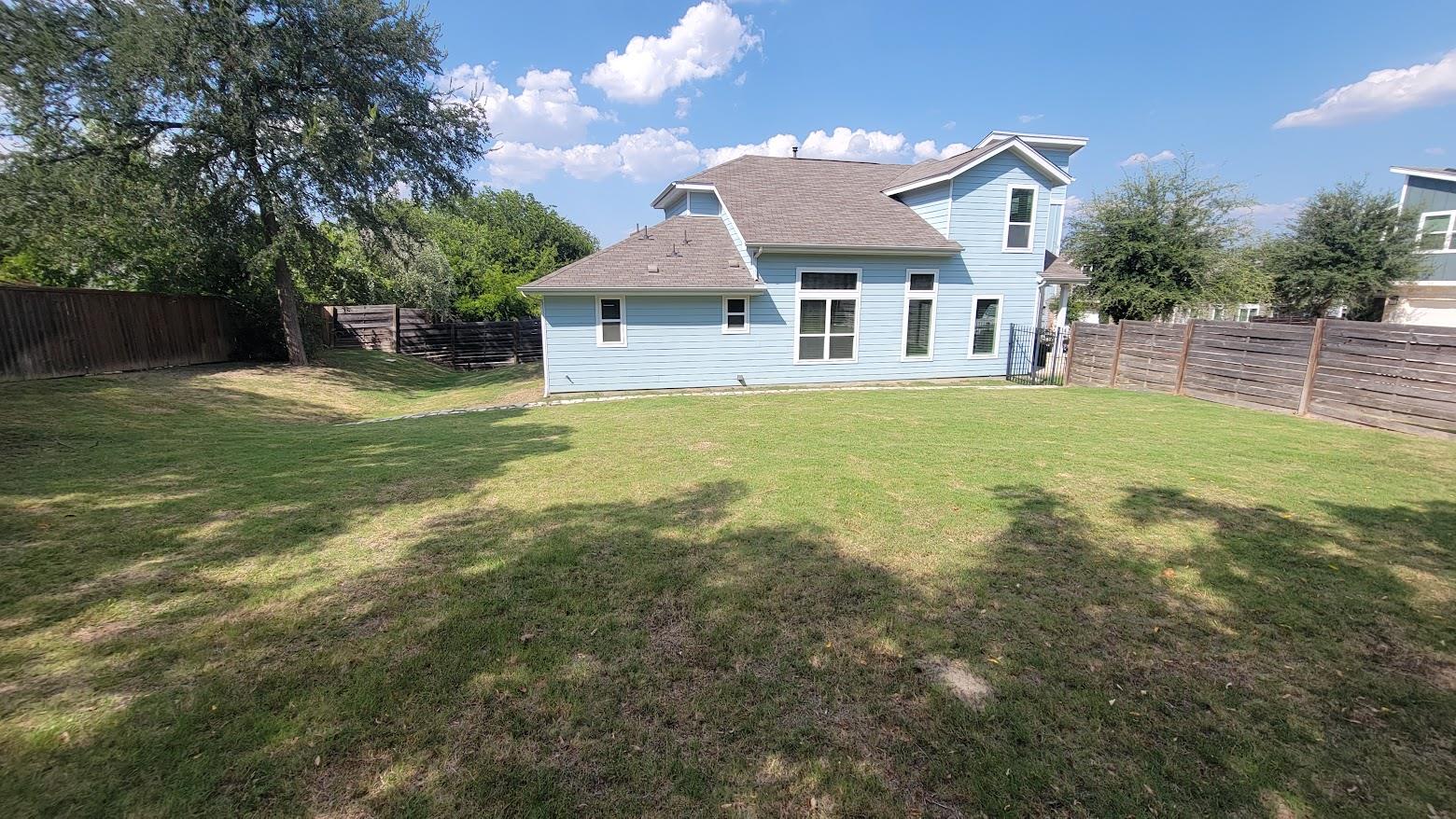 2204 Theseus Pass Property Photo 33
