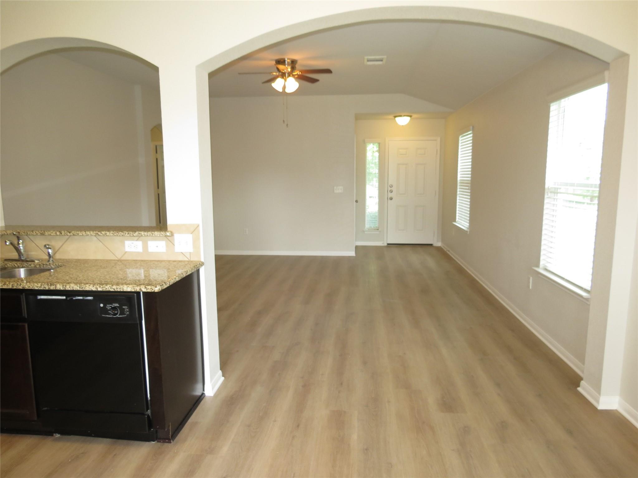 375 Musgrav None Property Photo 12