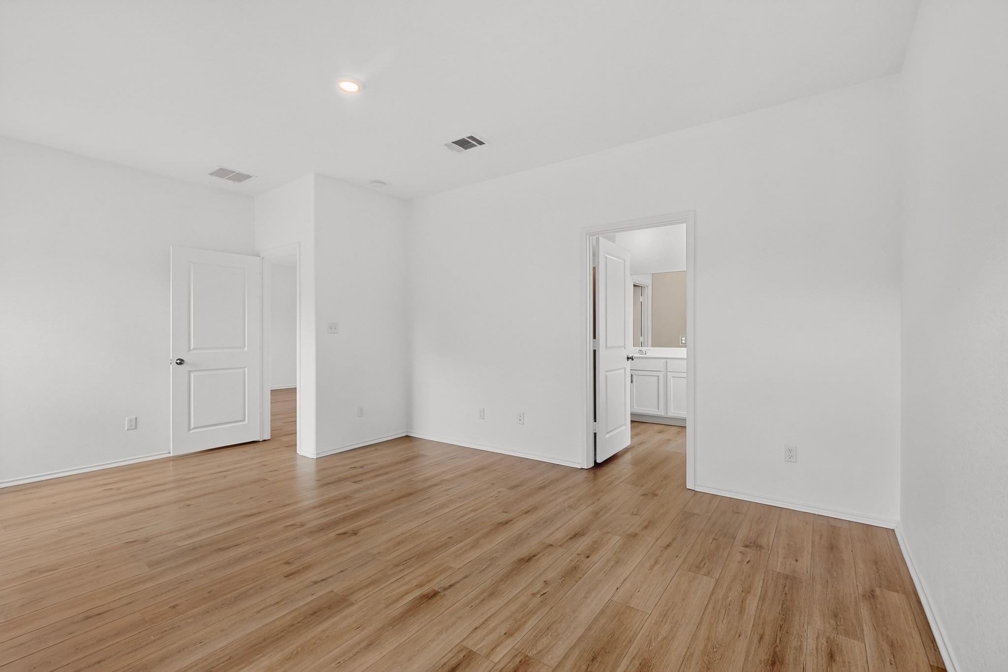 941 Legends Ln Property Photo 13
