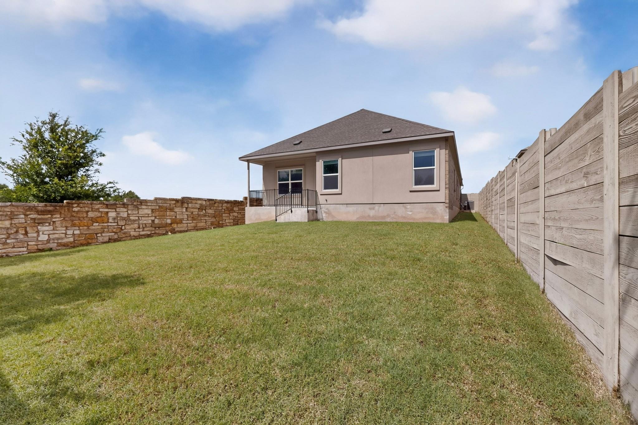 941 Legends Ln Property Photo 27