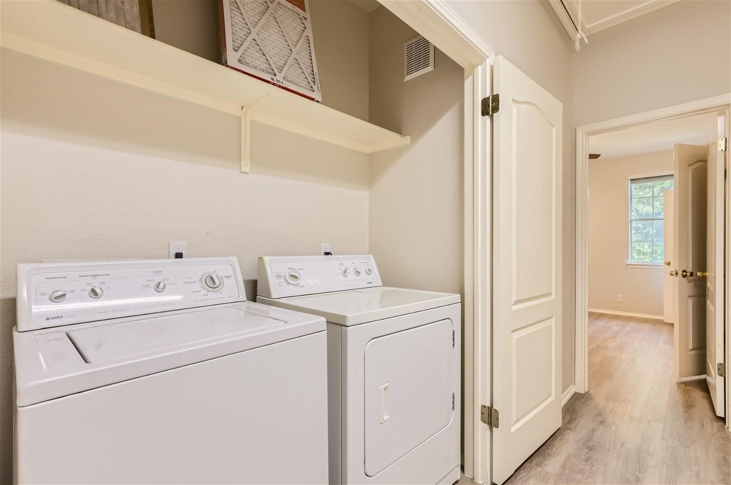 2000 Cullen Ave 4-18 Property Photo 27