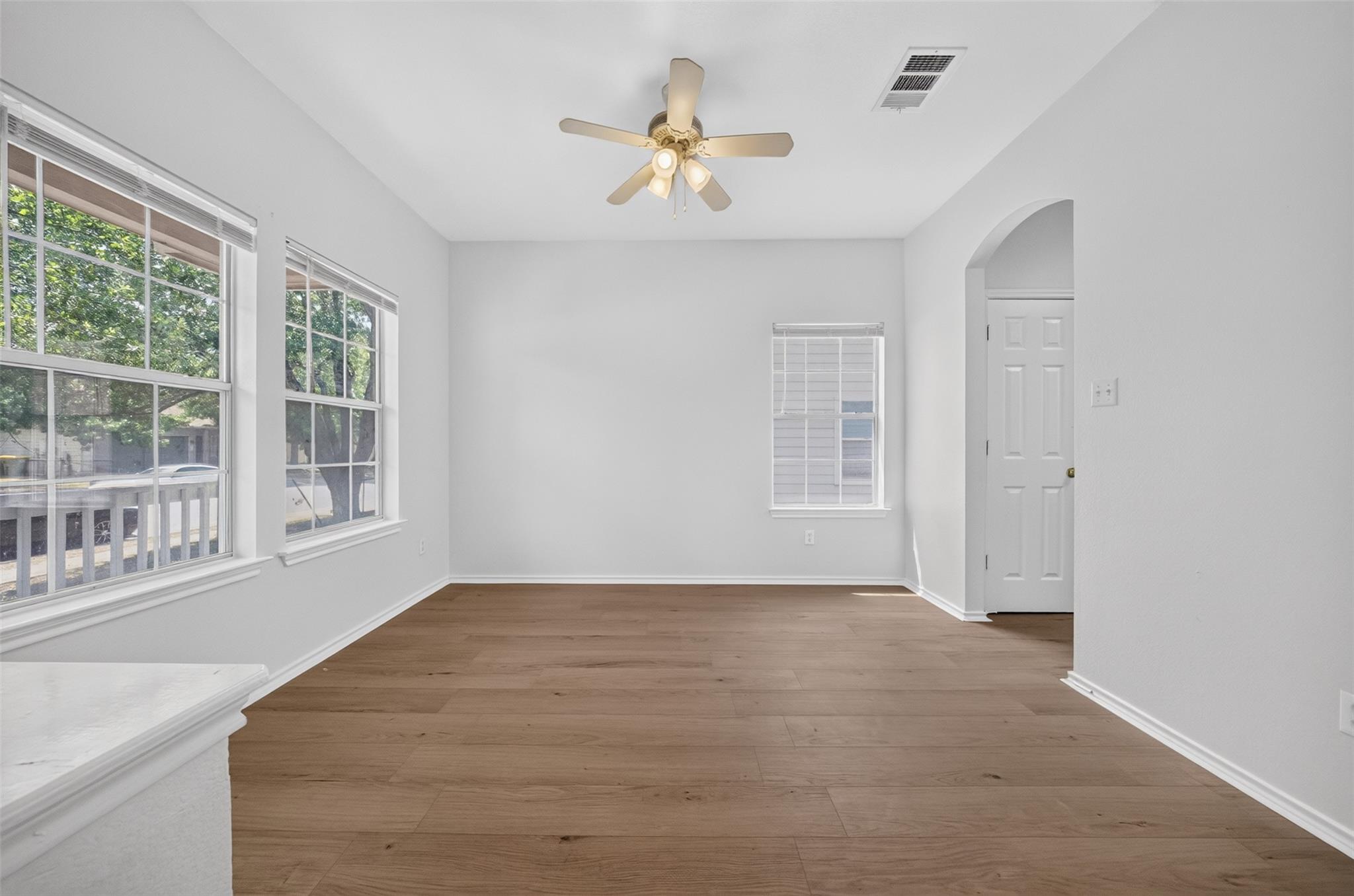11500 Lapoynor St Property Photo 4