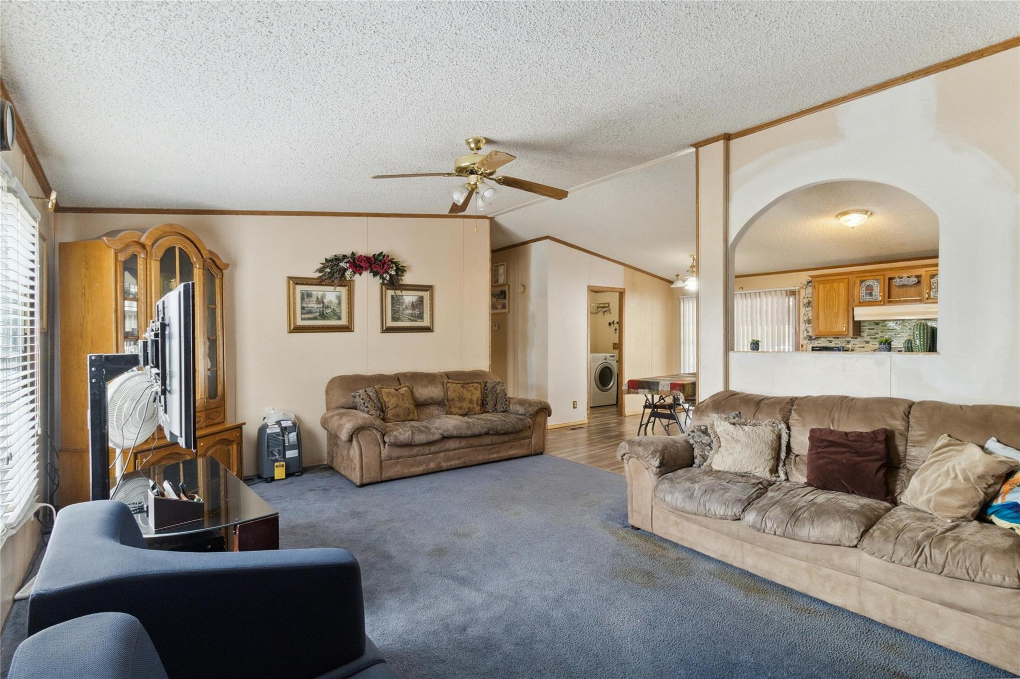 8106 Wolf Ln Property Photo 20