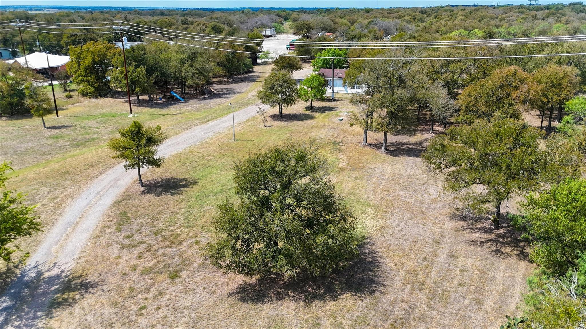 8106 Wolf Ln Property Photo 34
