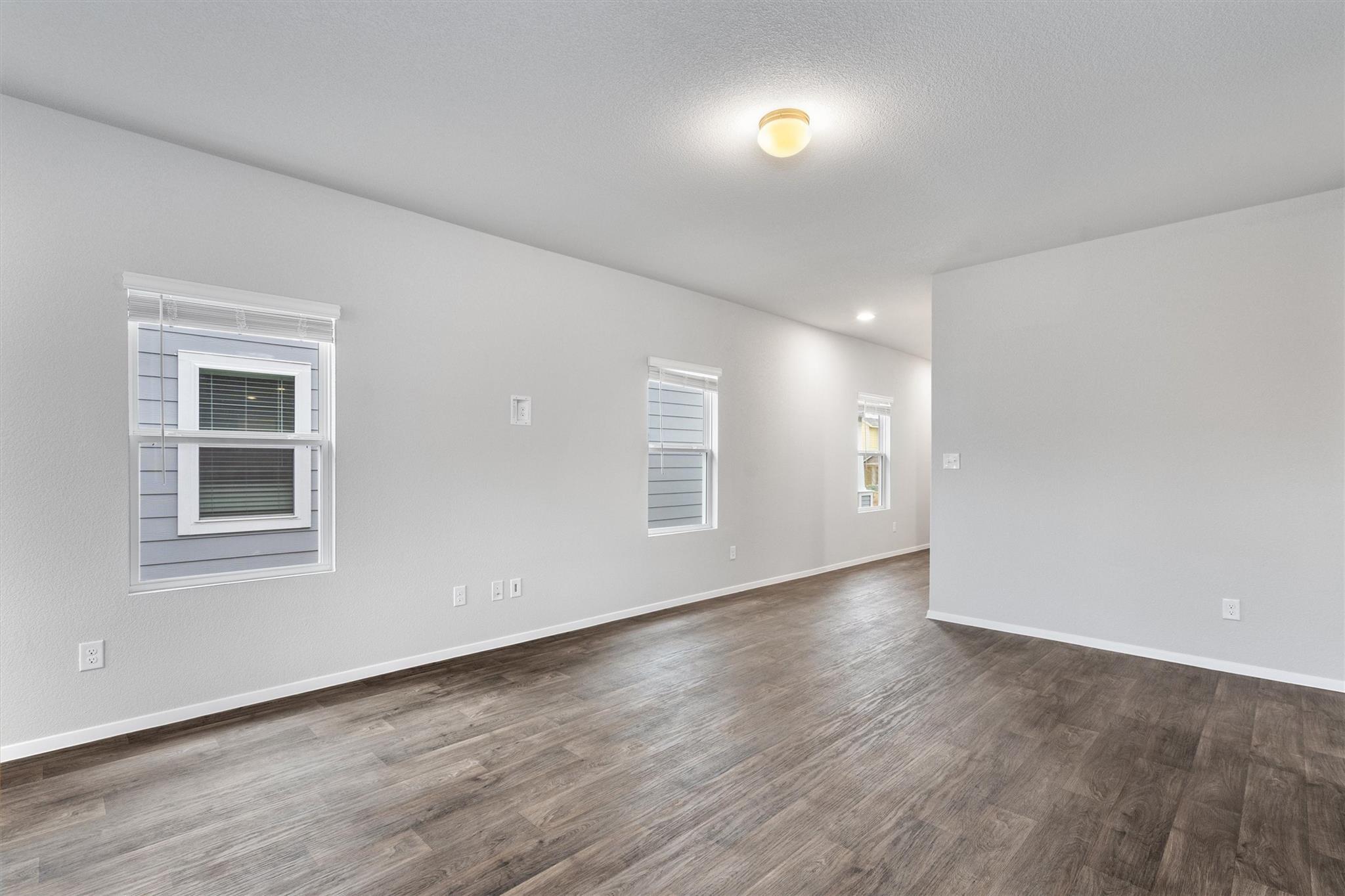 2610 Paragon Fox Dr Property Photo 5