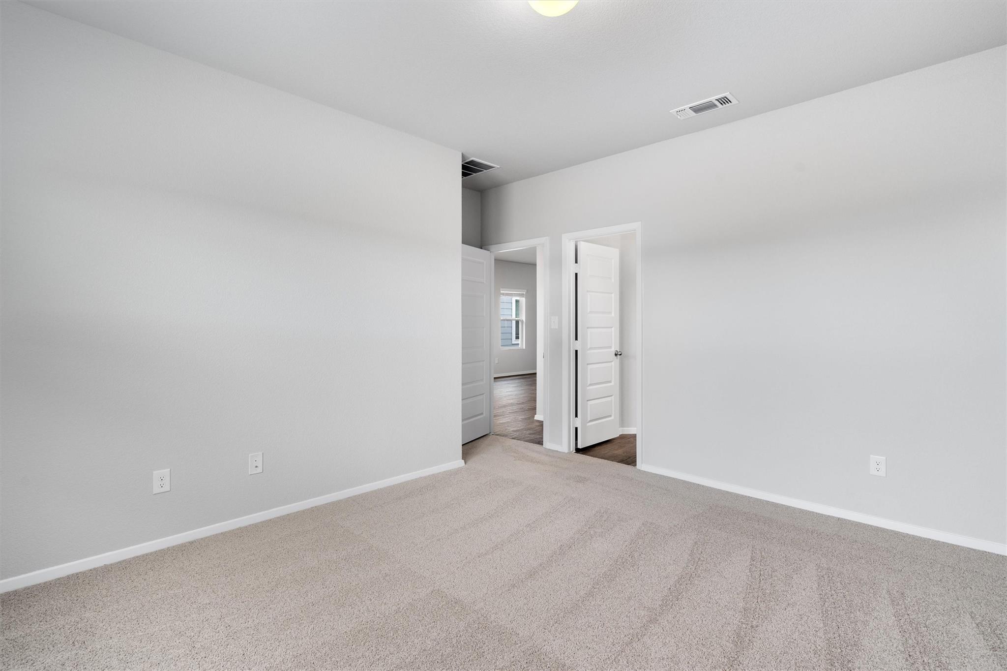 2610 Paragon Fox Dr Property Photo 14