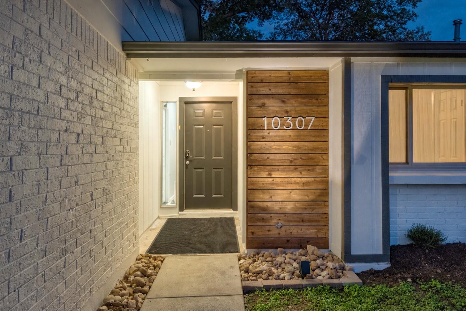 10307 Quail Ridge Dr Property Photo 3