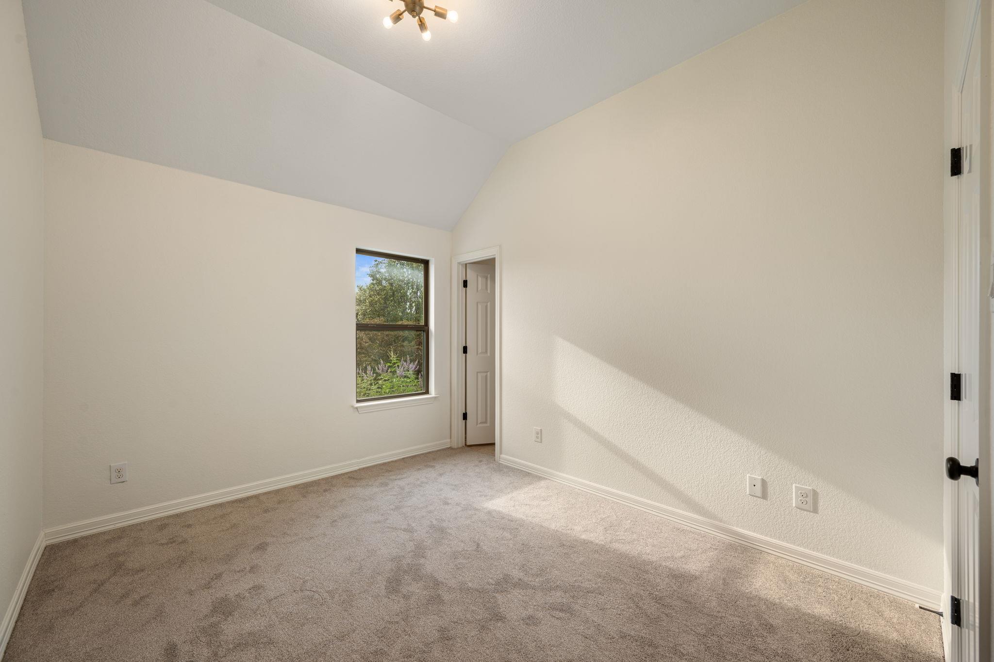 2201 Quarry Loop Property Photo 27