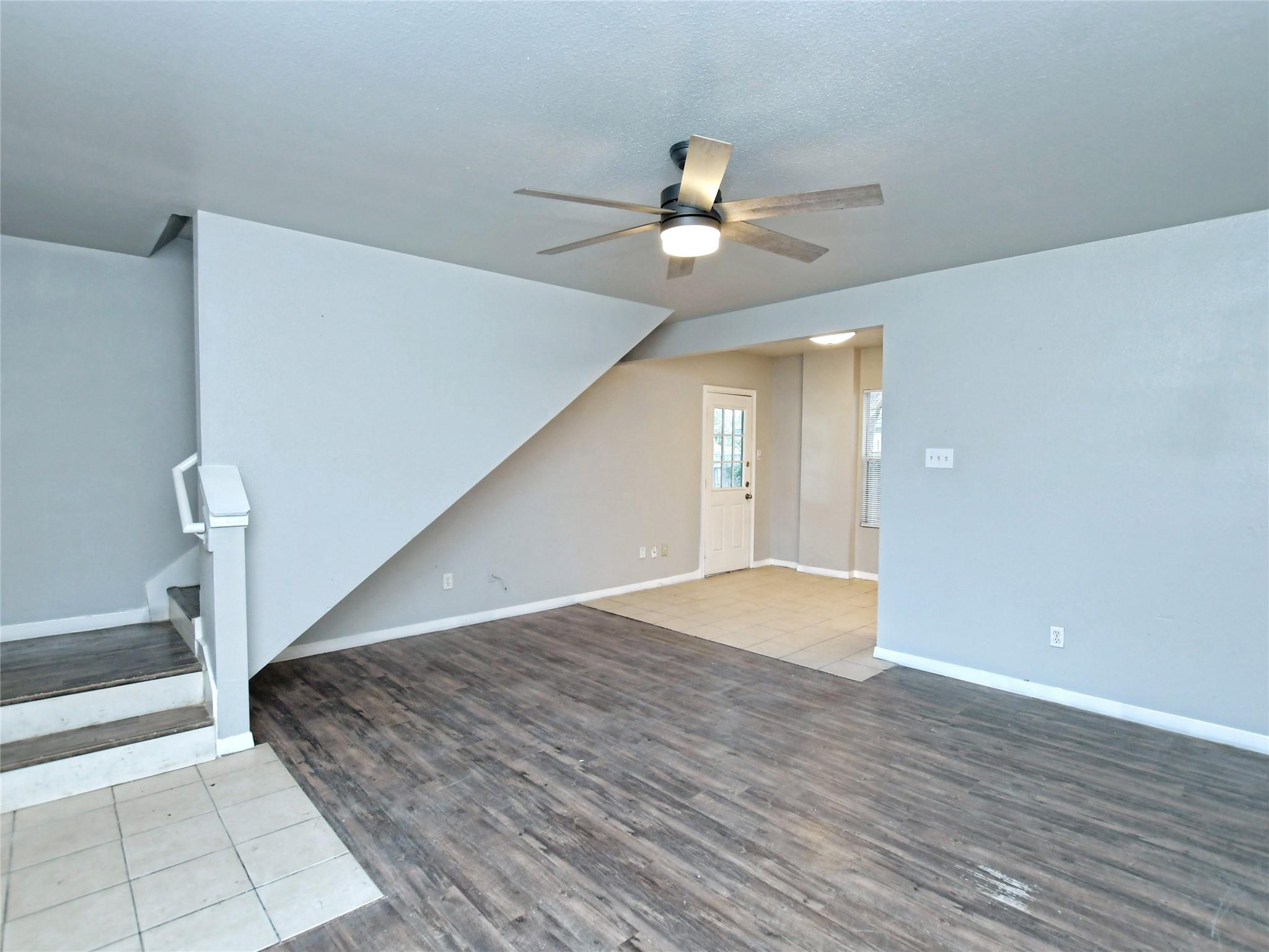 6121 Ponca St #a Property Photo 3