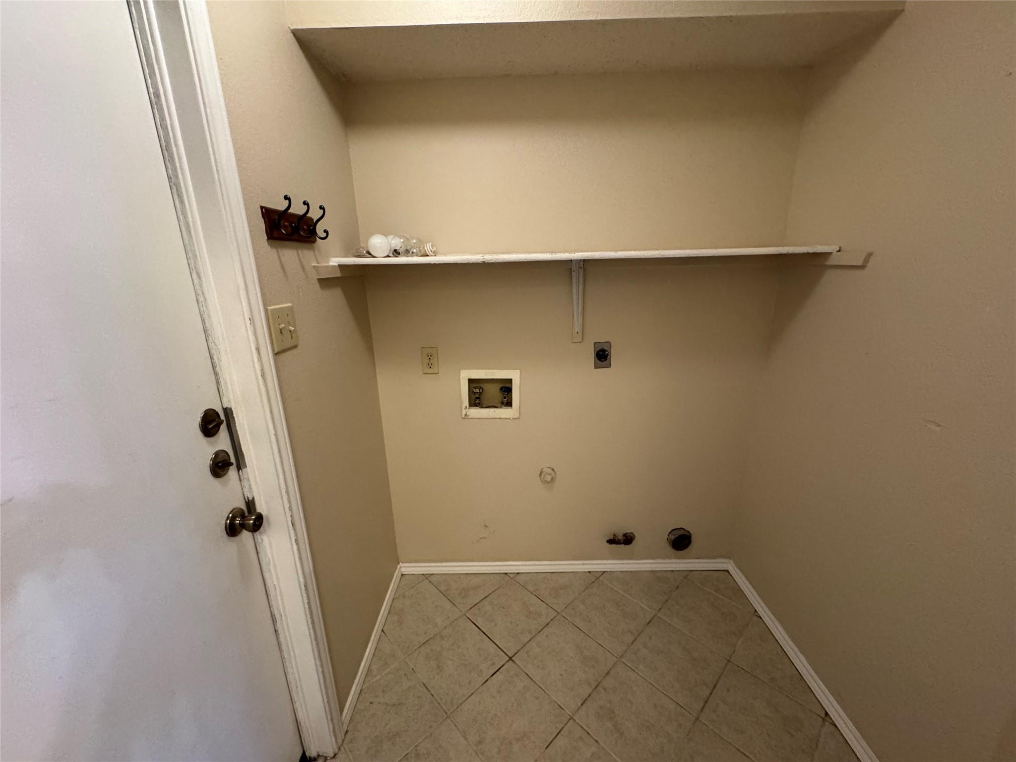 713 Patchway Ln Property Photo 21