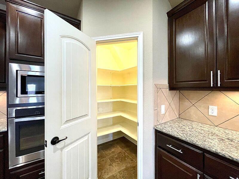 8388 Angelo Loop Property Photo 12