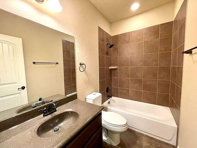 8388 Angelo Loop Property Photo 24