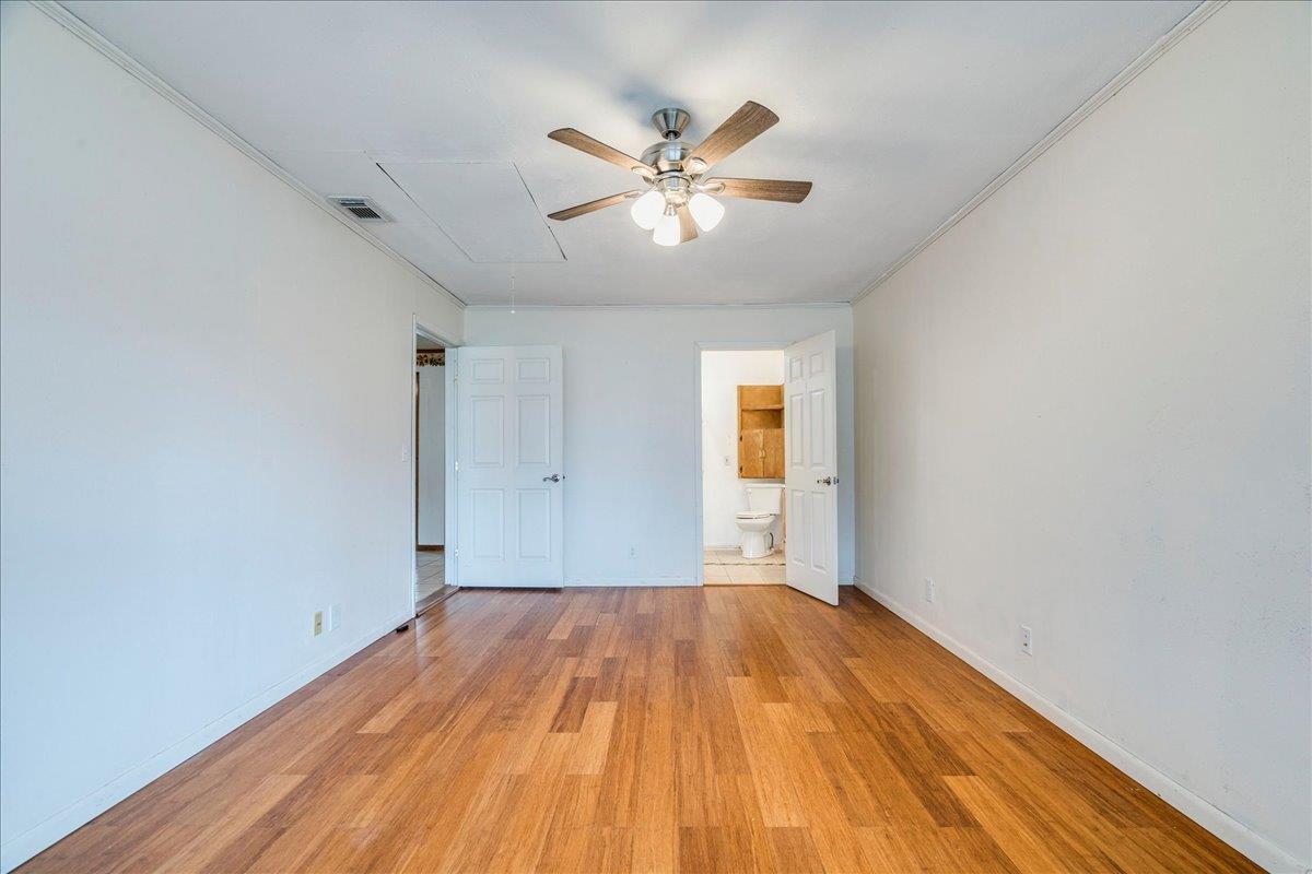 985 N Chambers St Property Photo 19