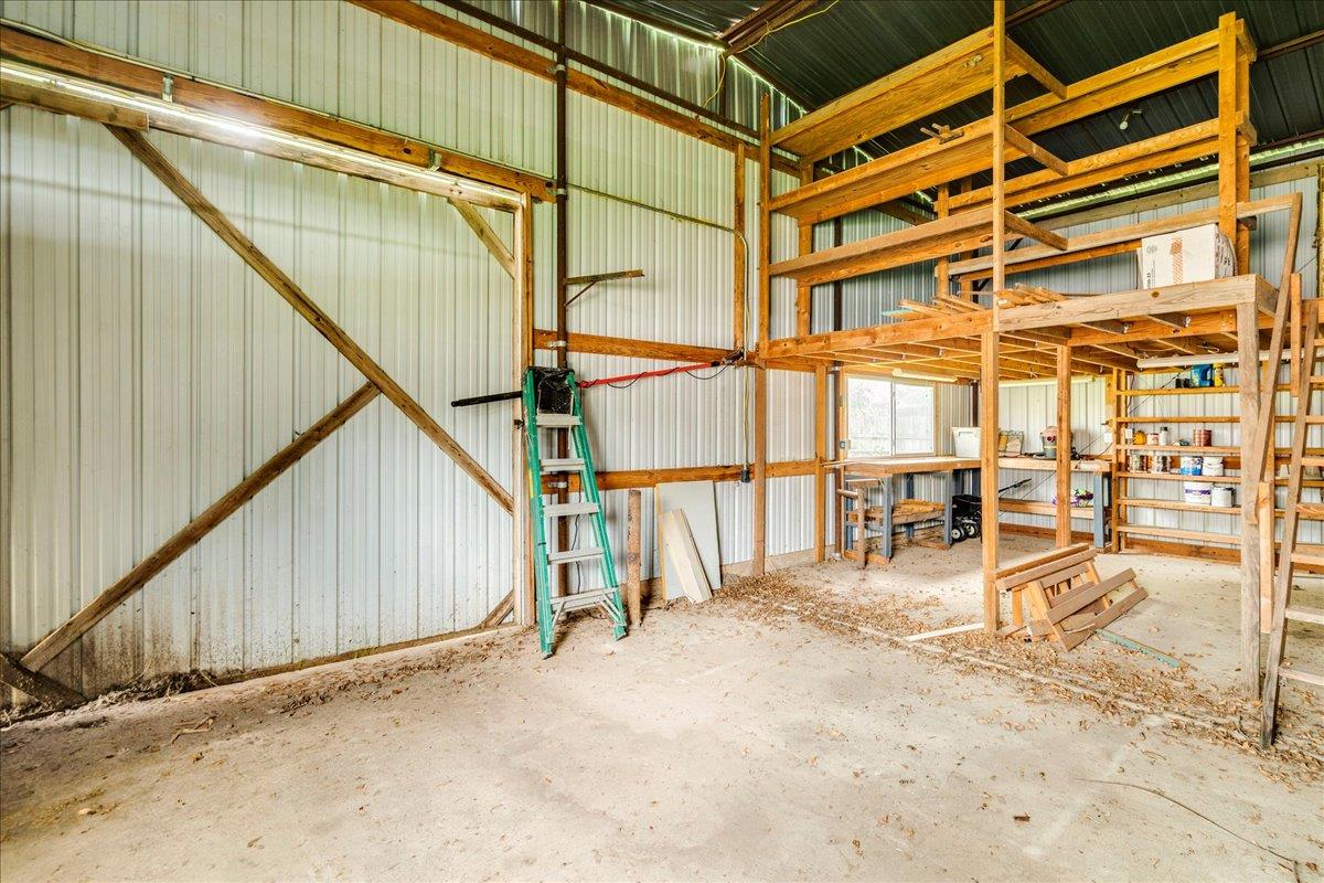 985 N Chambers St Property Photo 35
