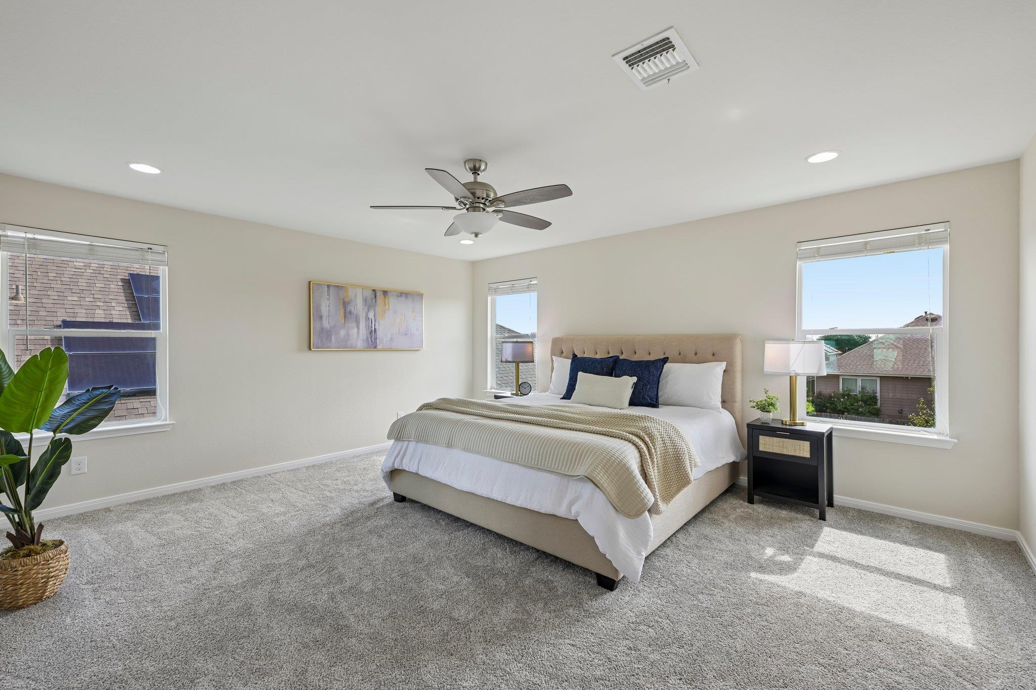 8021 Gato Ln Property Photo 5