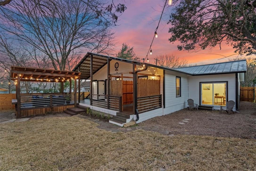 1904 Romeria Dr Property Photo 1