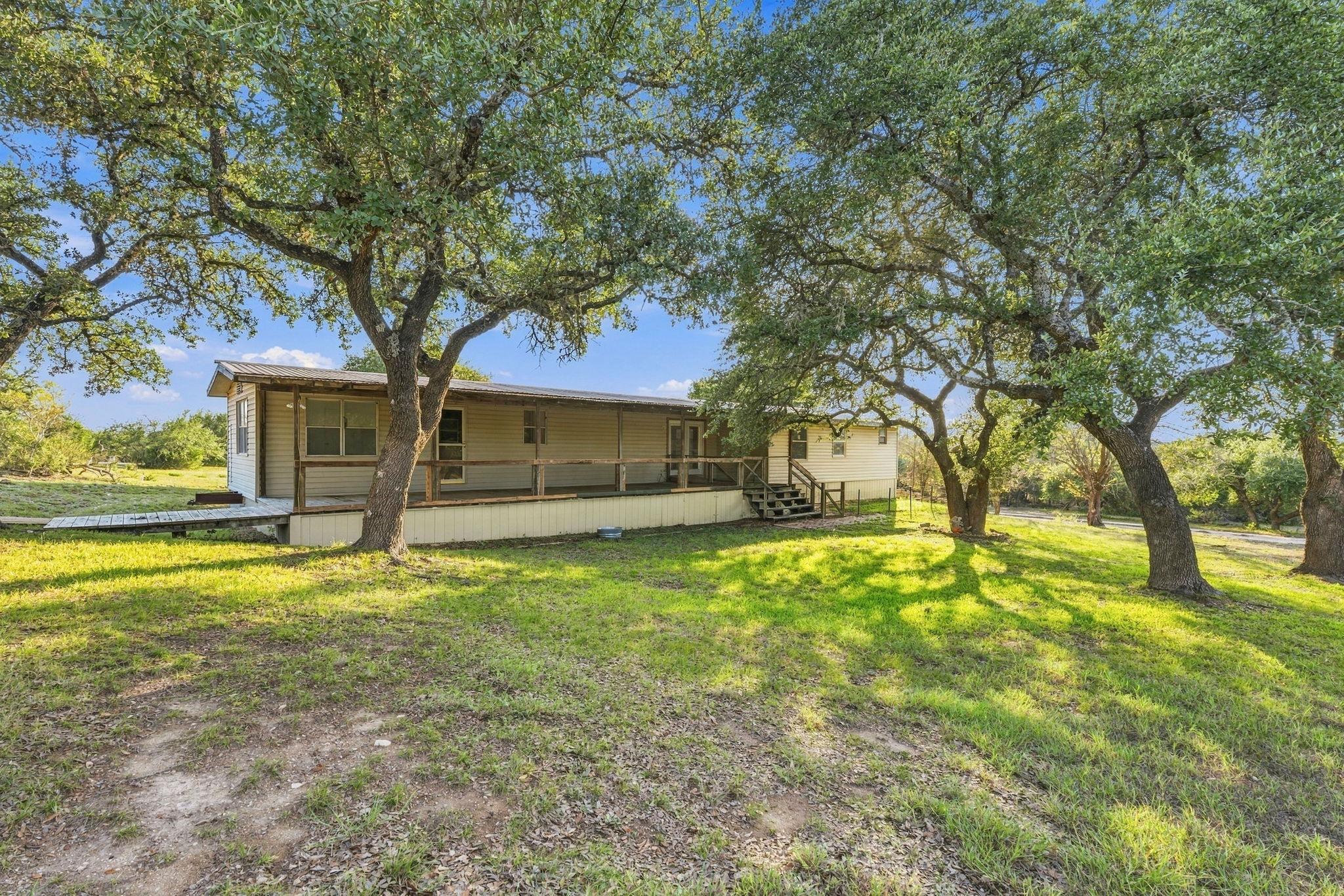 10720 Signal Hill Rd Property Photo 3