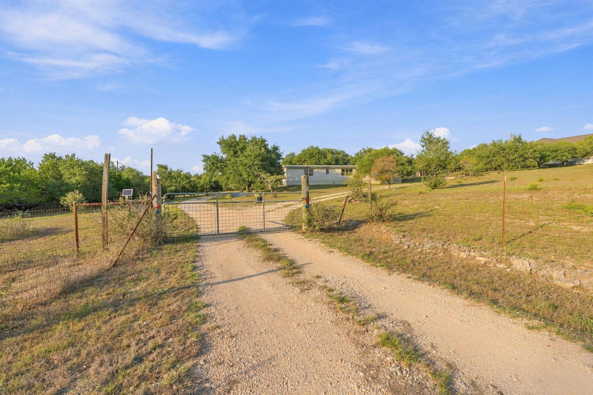 10720 Signal Hill Rd Property Photo 28