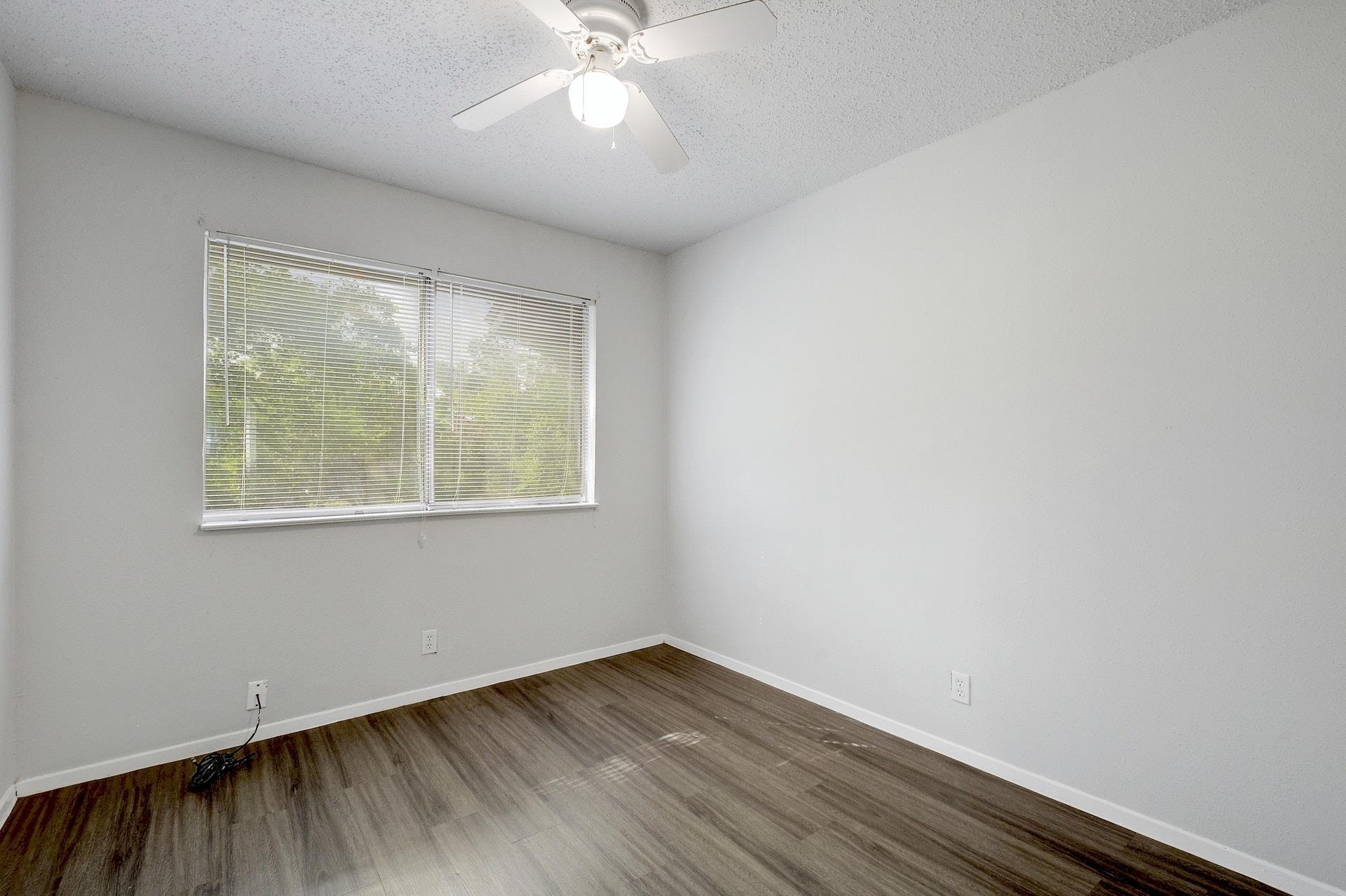 5905 Hidden Valley Trl Property Photo 19