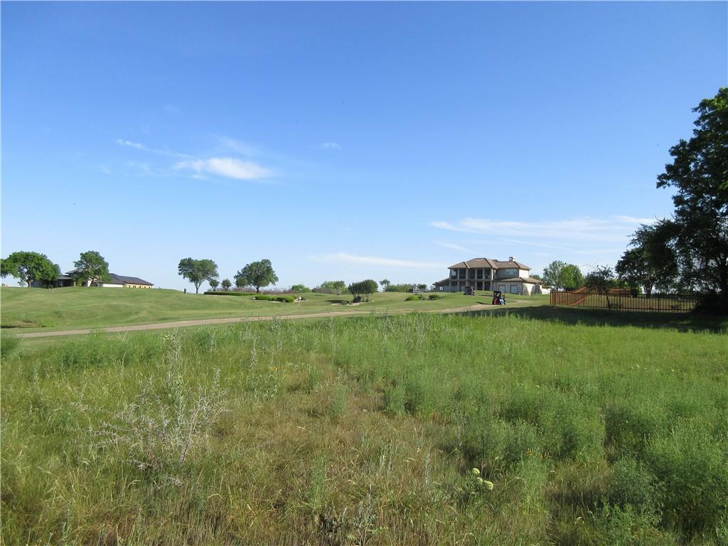 1905 Lauren Dr Property Photo 5