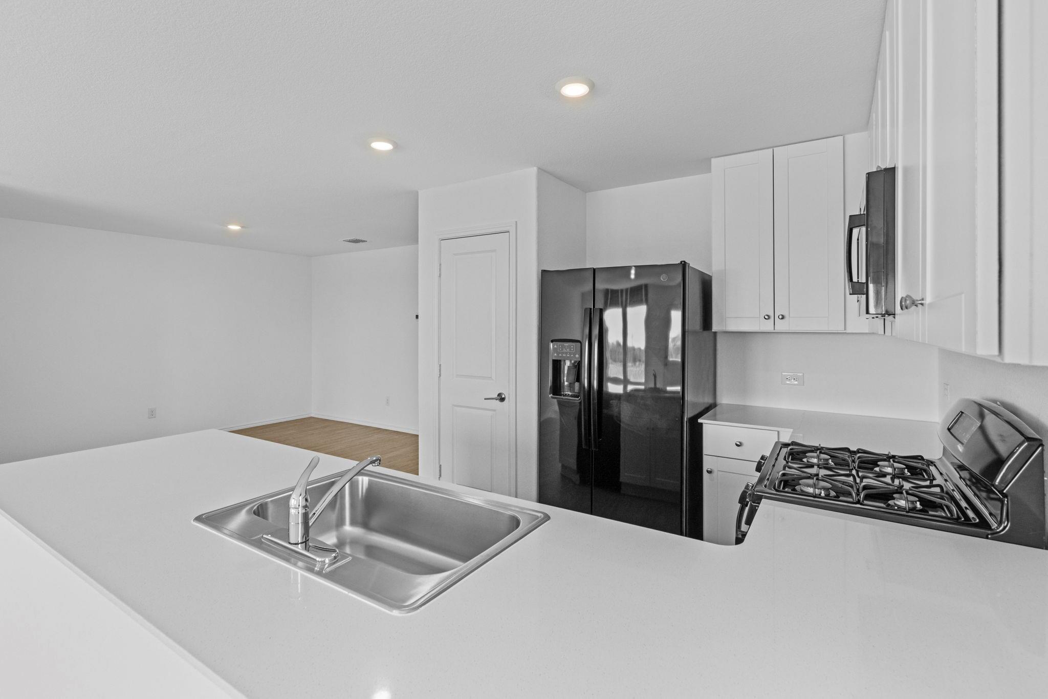 13216 Eastland Dr Property Photo 11