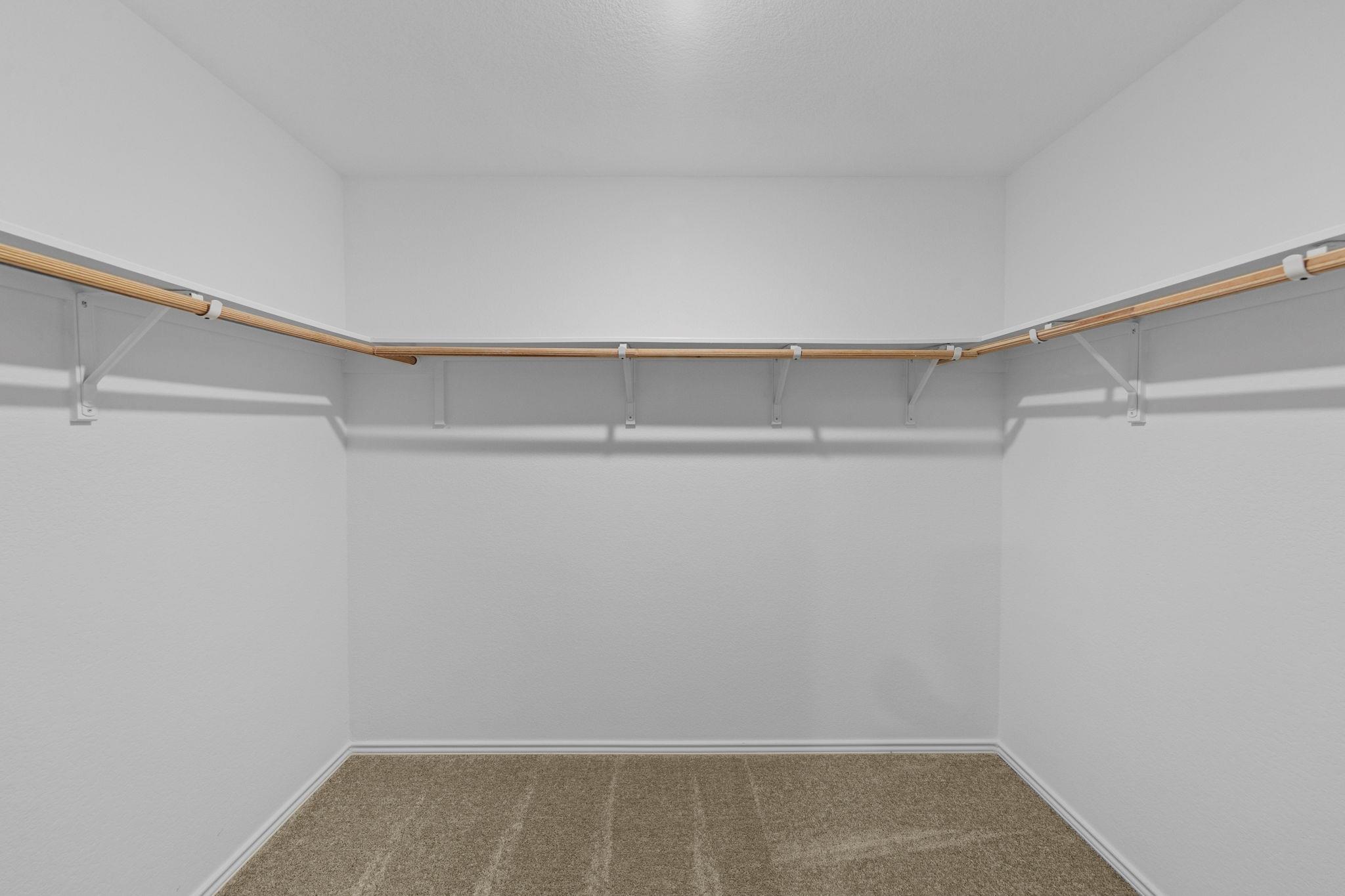 13216 Eastland Dr Property Photo 17