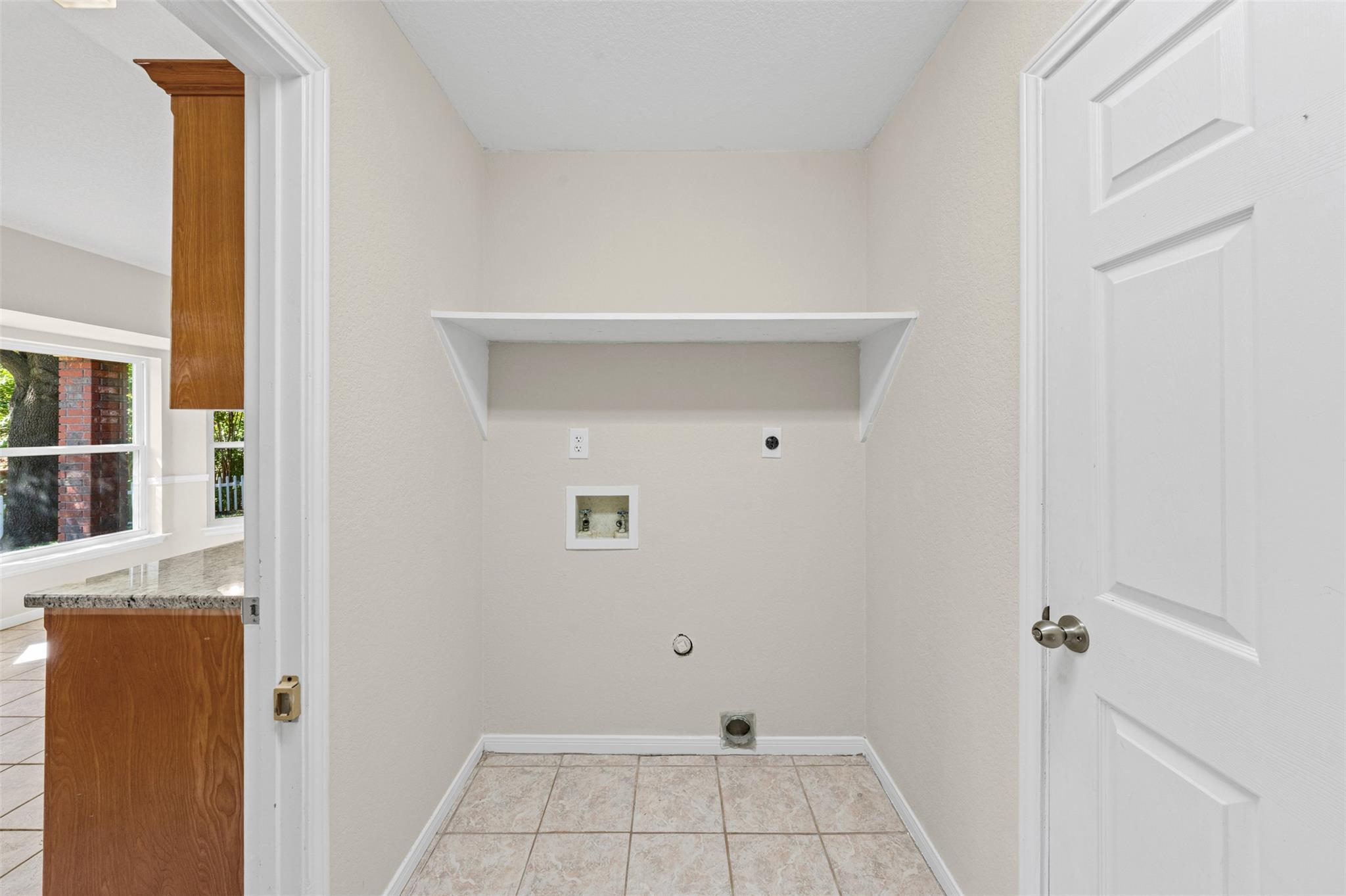 5313 Trail Dr Property Photo 8