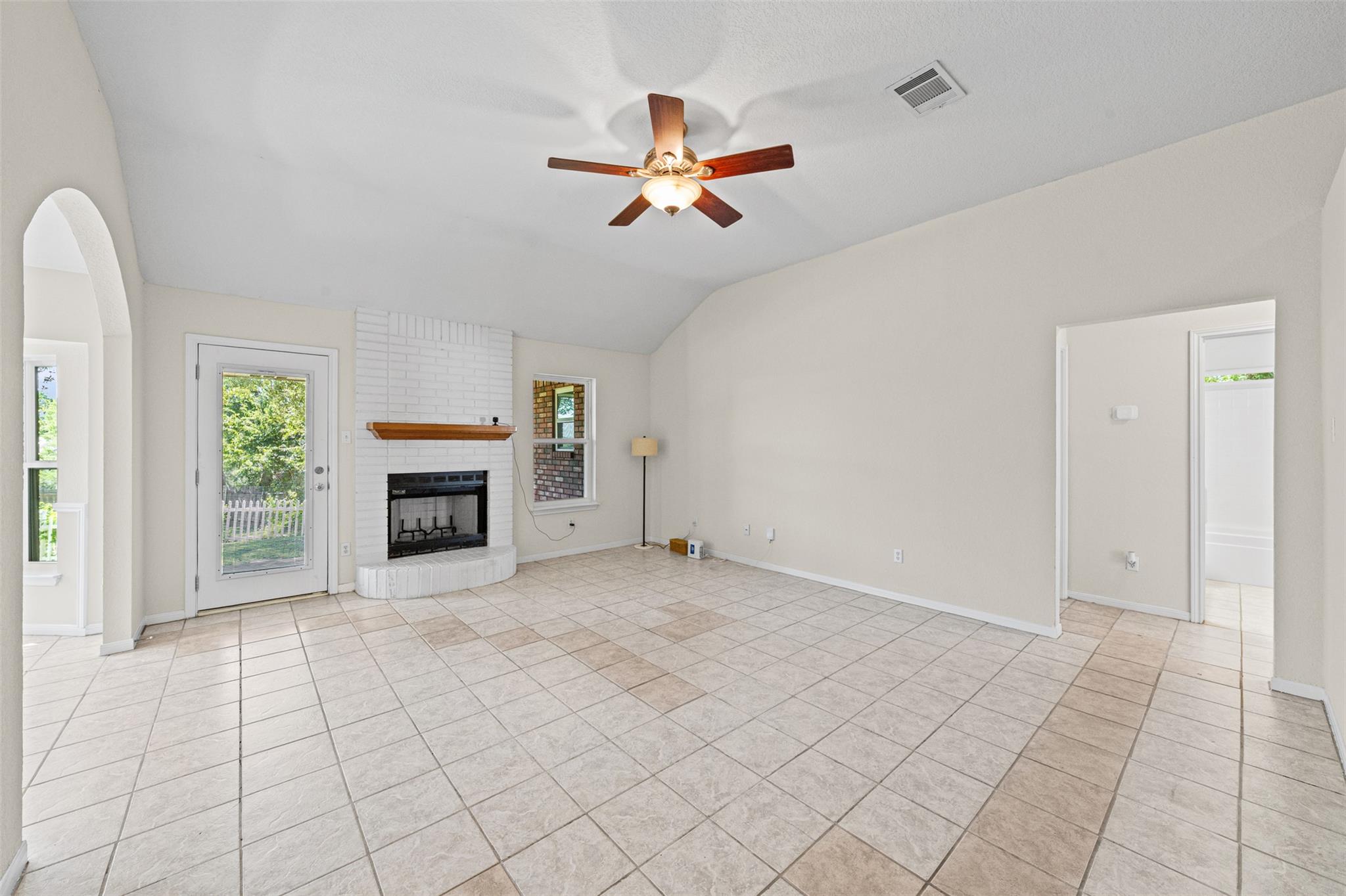 5313 Trail Dr Property Photo 12