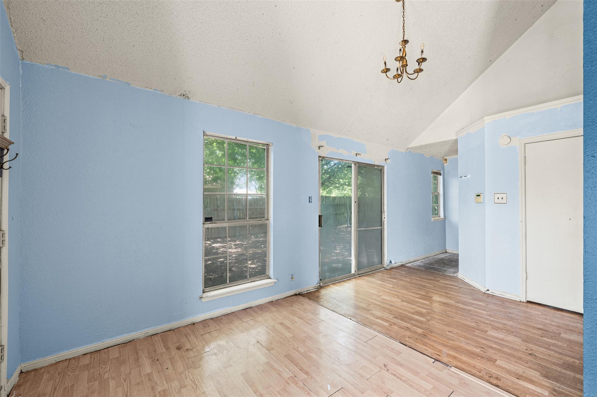 2107 Caprice Dr Property Photo 11