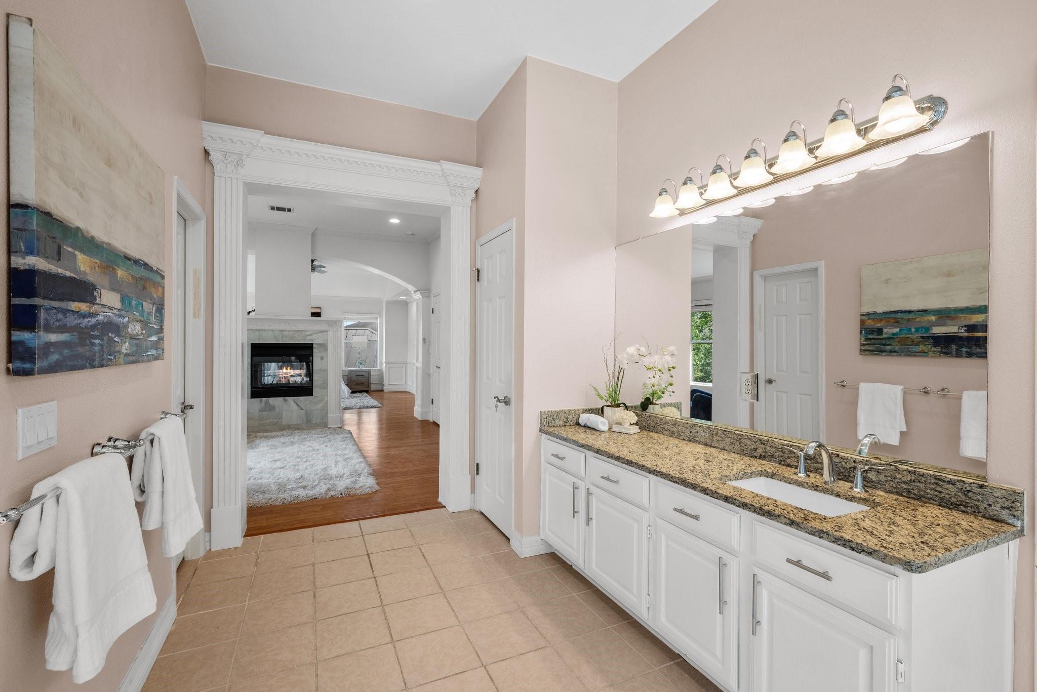 11006 Pebble Garden Ln Property Photo 13