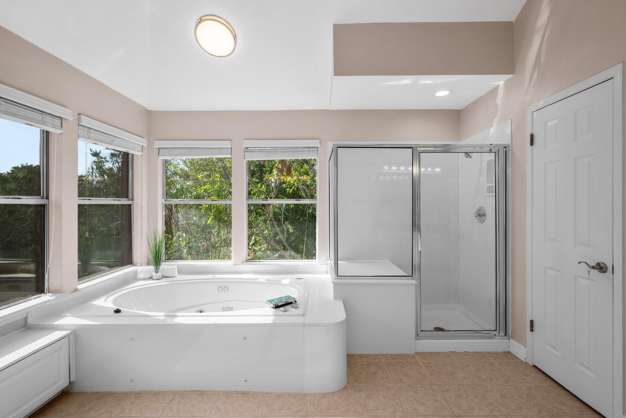 11006 Pebble Garden Ln Property Photo 14