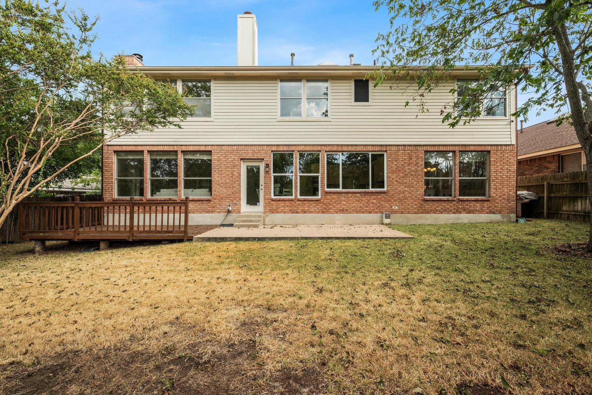 11006 Pebble Garden Ln Property Photo 28