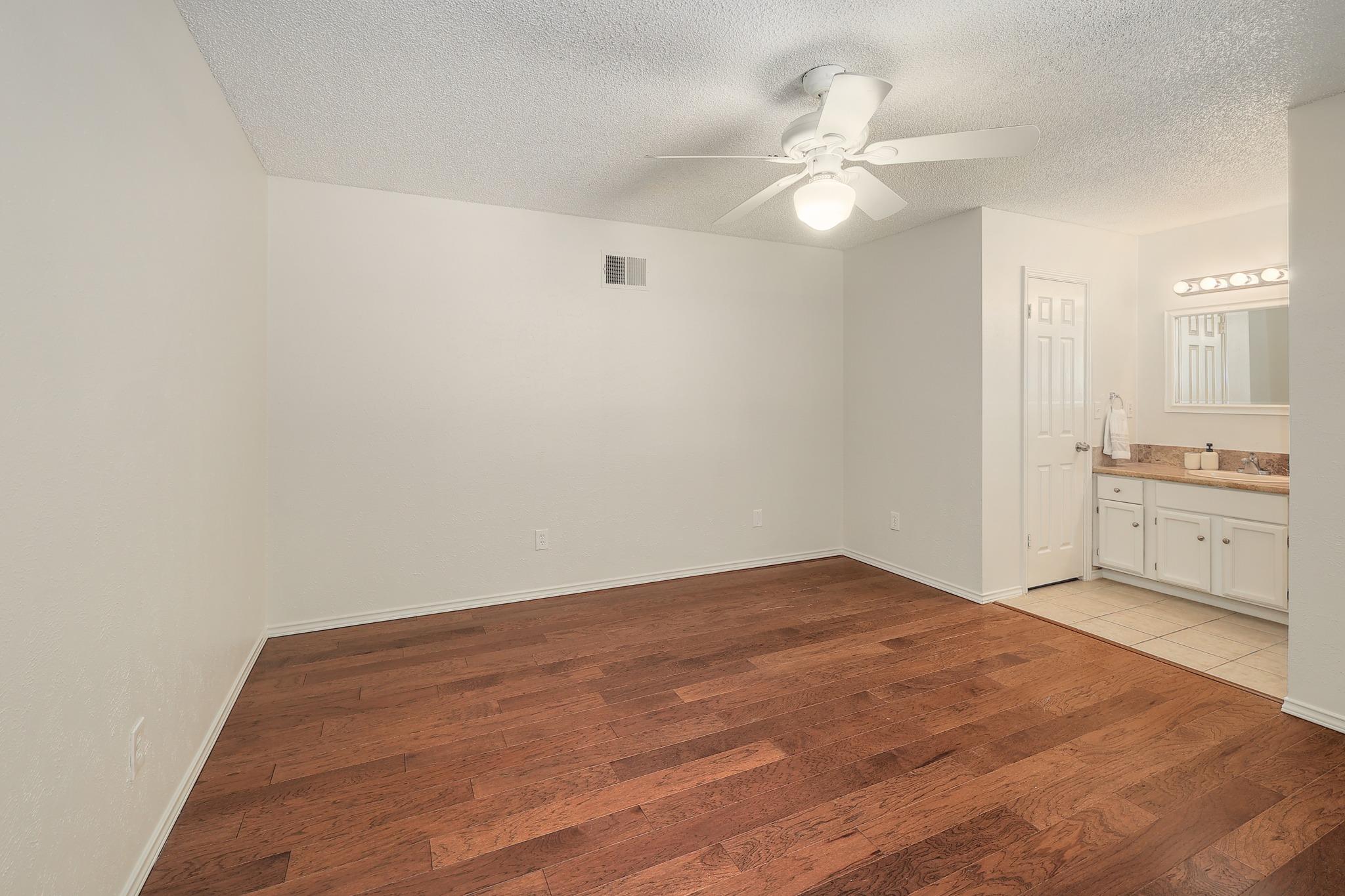 706 Milton Cv Property Photo 21