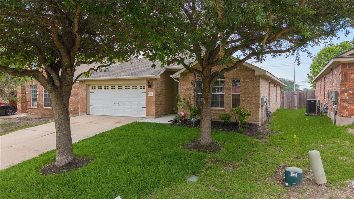 17812 Masi Loop Property Photo 4