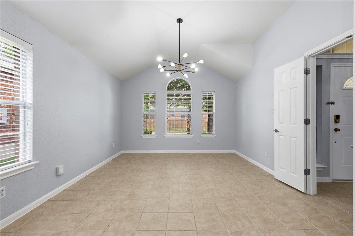 17812 Masi Loop Property Photo 8